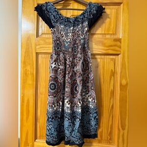 Elegant Multicolor Patterned Dress, size Small